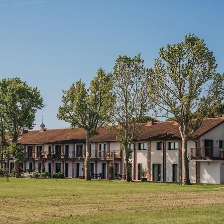 Residenze Di La' Dal Fiume Aparthotel Caorle Eksteriør bilde