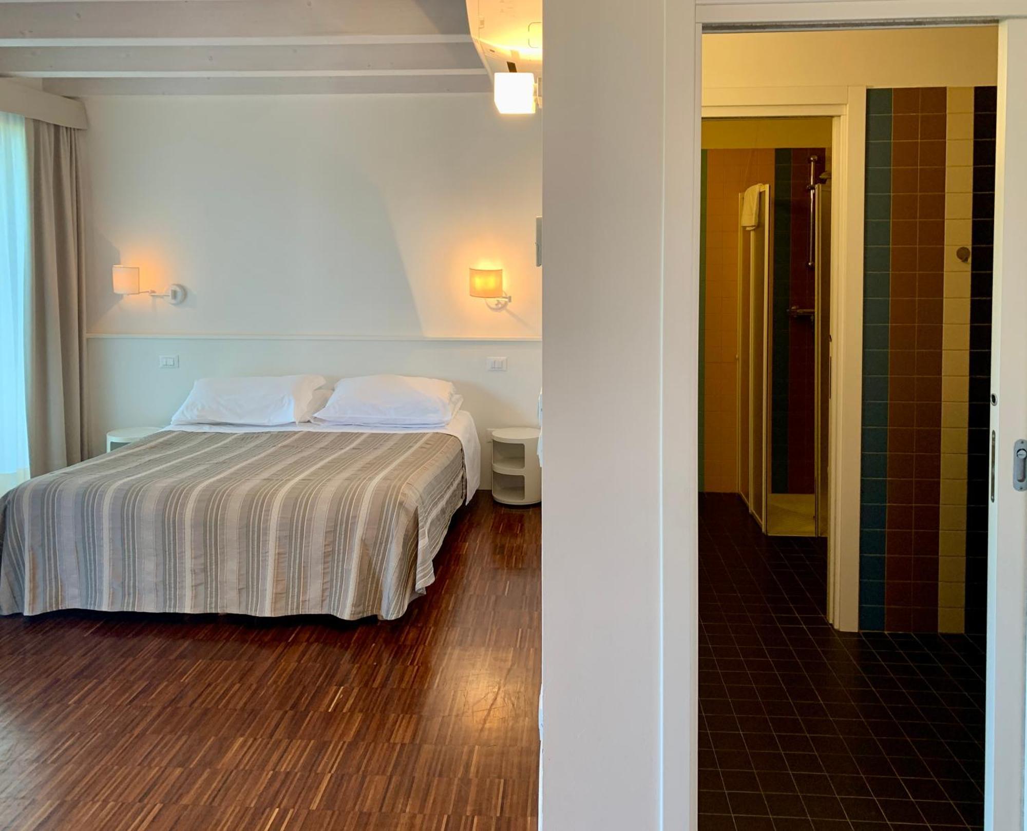 Residenze Di La' Dal Fiume Aparthotel Caorle Eksteriør bilde